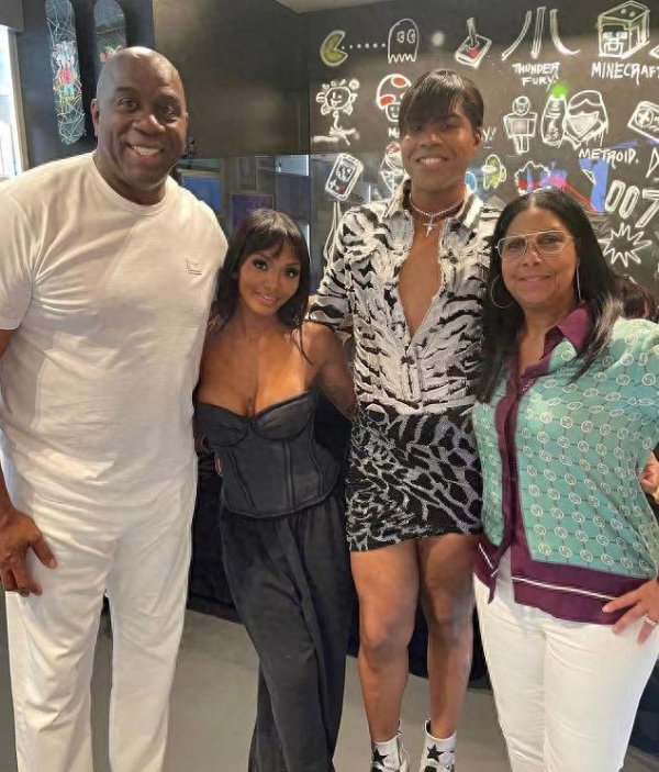 e路配资 魔术师3个孩子现状：老大一身肌肉，老二成模特，老三很漂亮